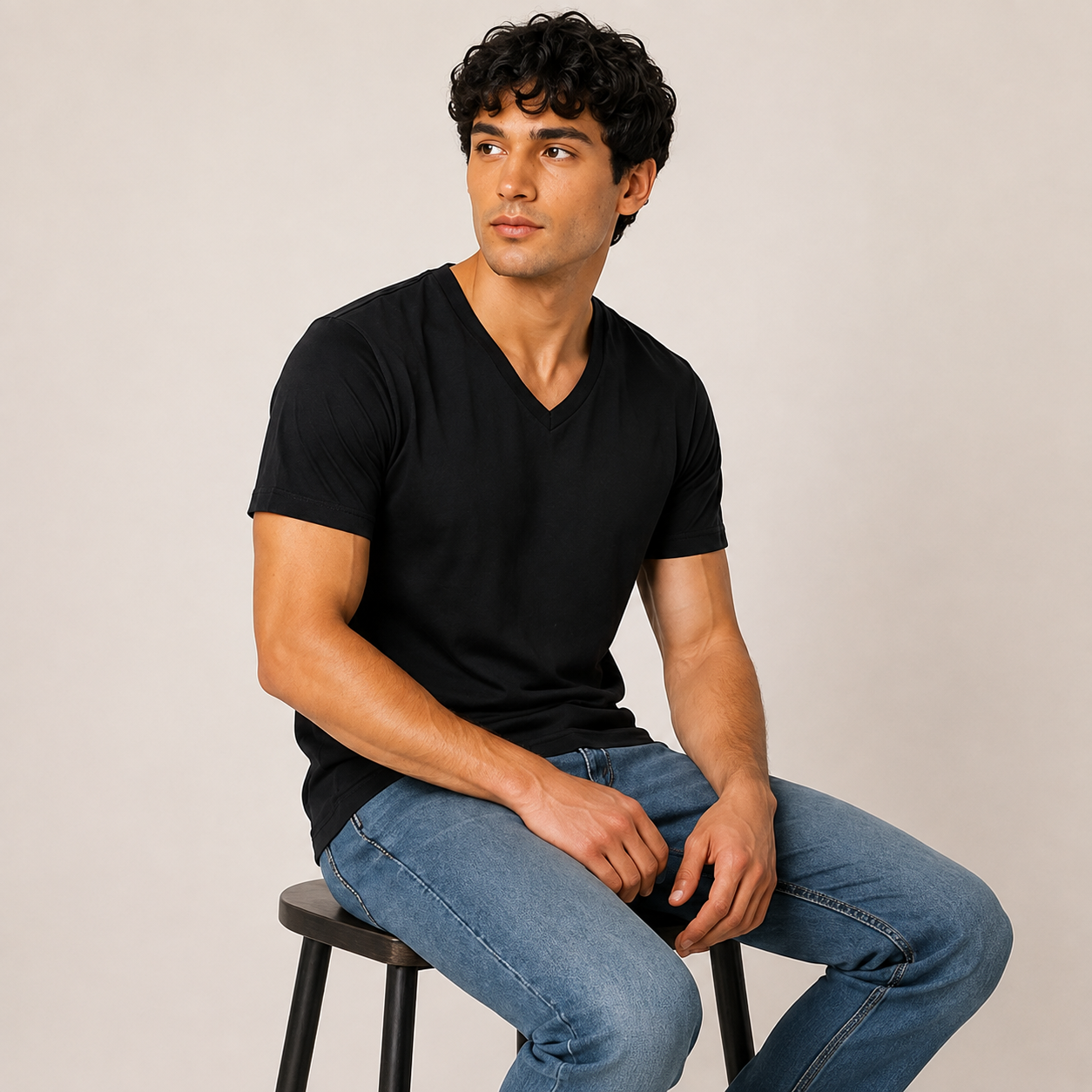 JOY Essential V-Neck Tee